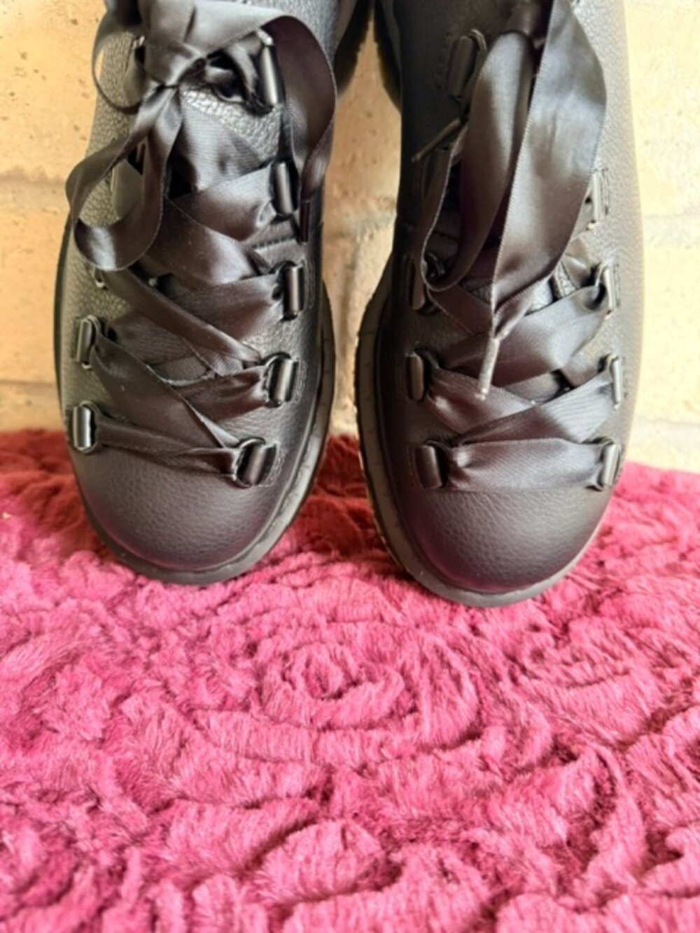 Dr. Martens Caraya platform oxford size US Womens 10 / UK 8 NIB - Picture 2 of 10